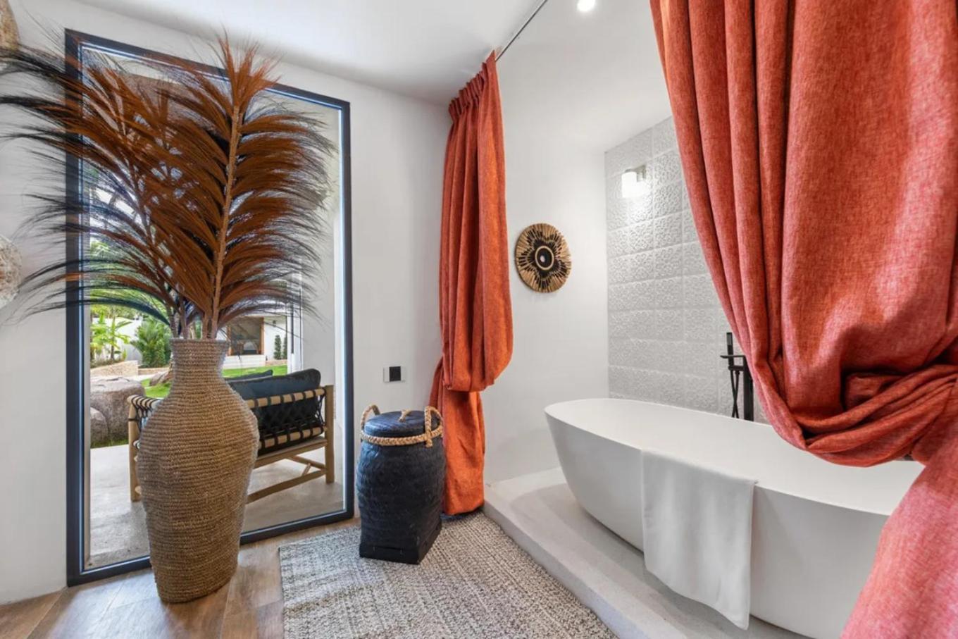 Luxury Tropical Riverside With Private Pool And Garden In Koh Samui Amphoe Koksamui